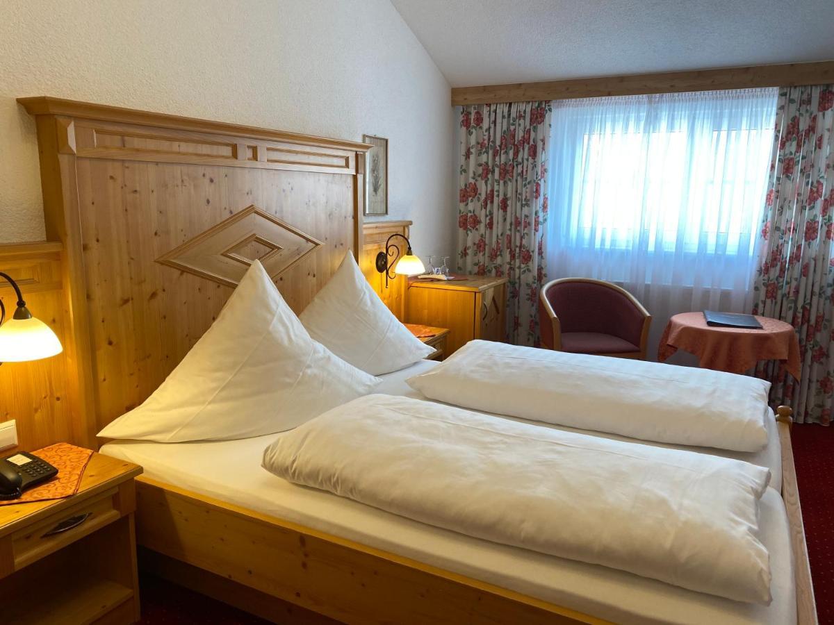 Seehotel Schaepfle อูเบอร์ลิงเงน ภายนอก รูปภาพ