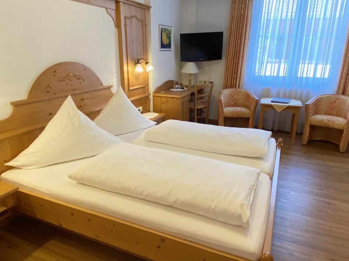 Seehotel Schaepfle อูเบอร์ลิงเงน ภายนอก รูปภาพ