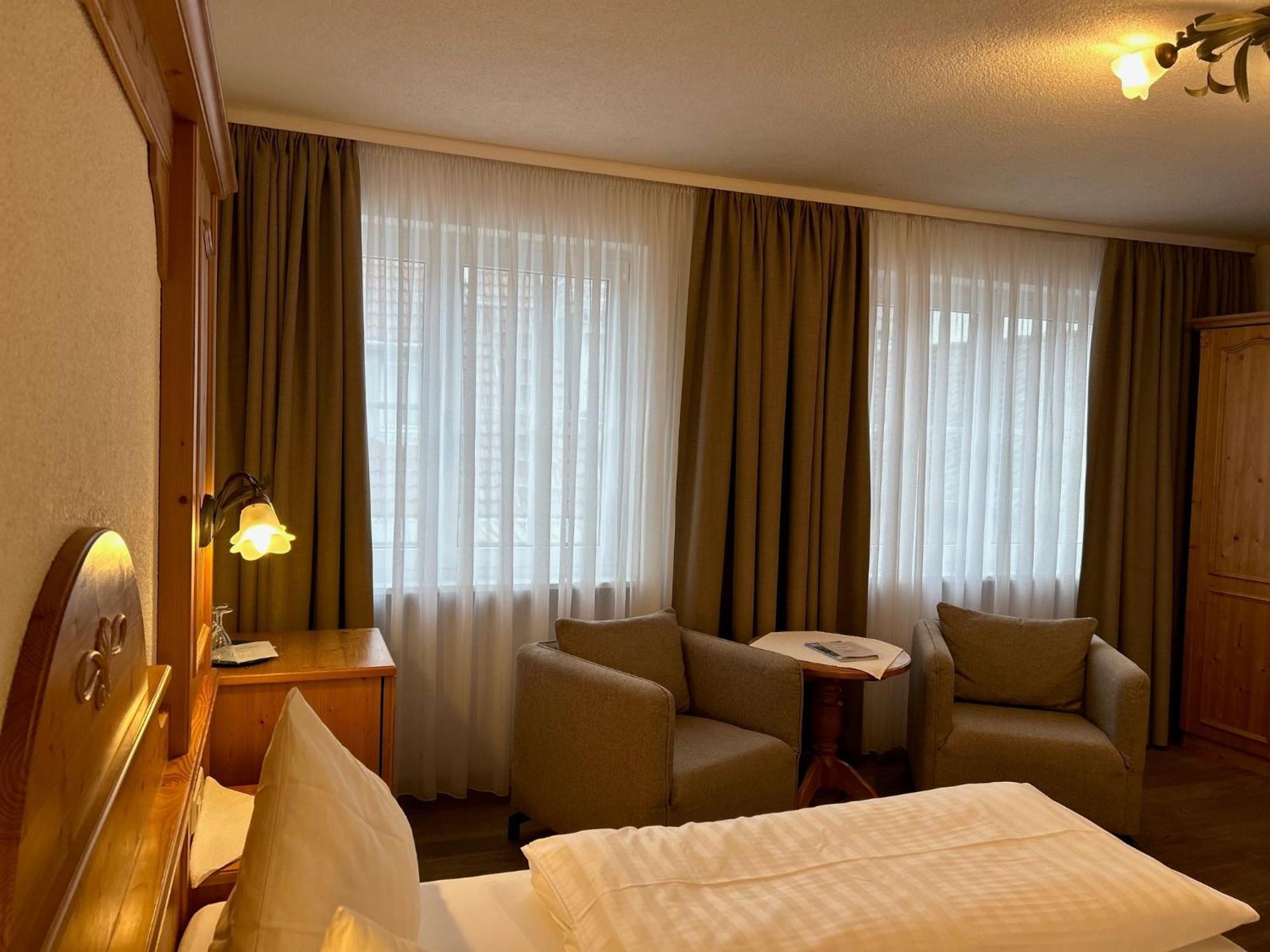 Seehotel Schaepfle อูเบอร์ลิงเงน ภายนอก รูปภาพ